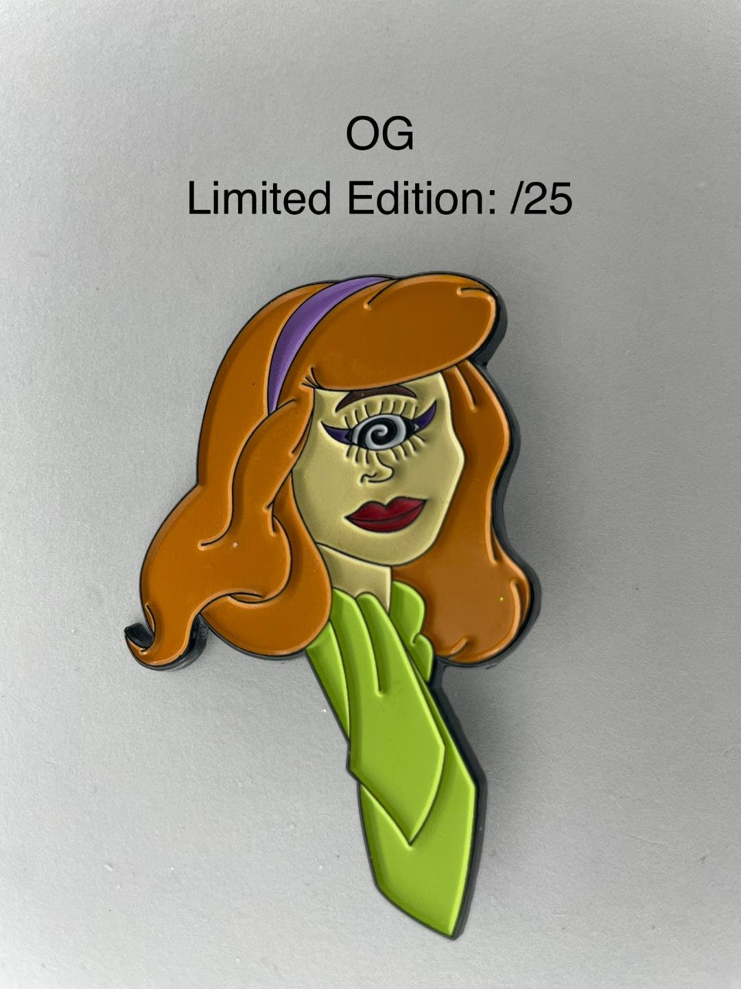 "DaphTronics" Hat Pin